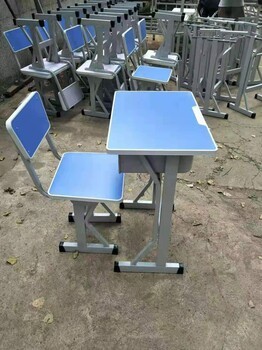 赤水课桌椅与教学演示用品 匠心制造助推教育发展
